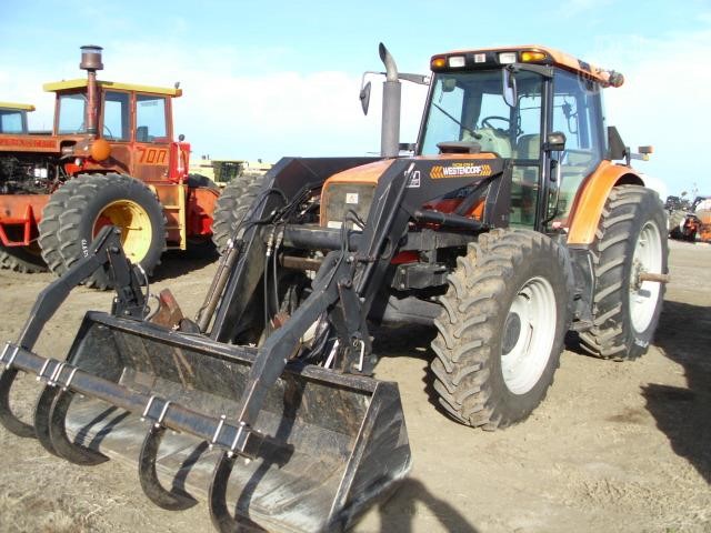 AGCO RT120 tractor photo